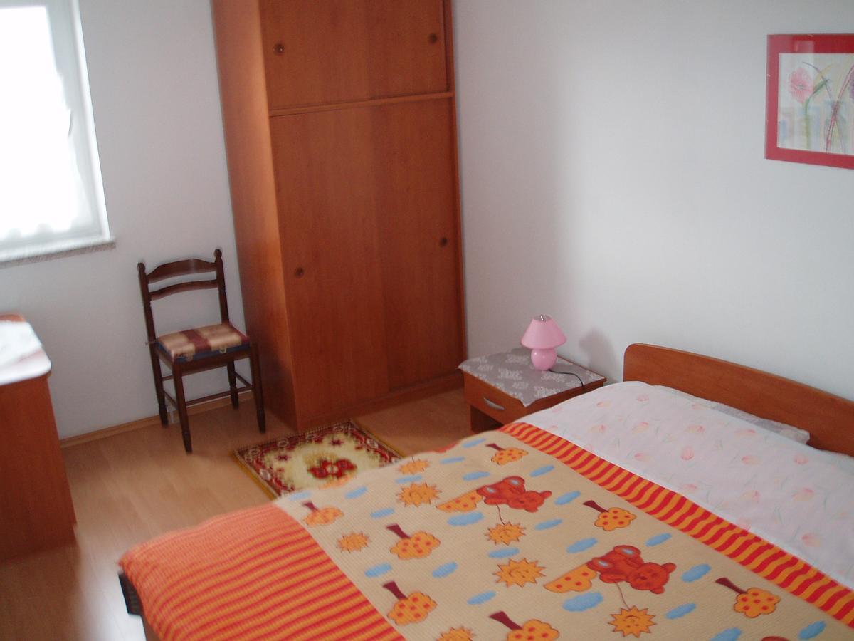 Apartment Orbanic Cres Luaran gambar
