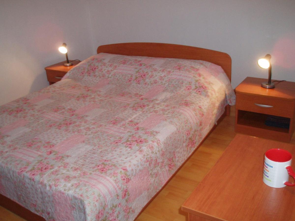Apartment Orbanic Cres Luaran gambar